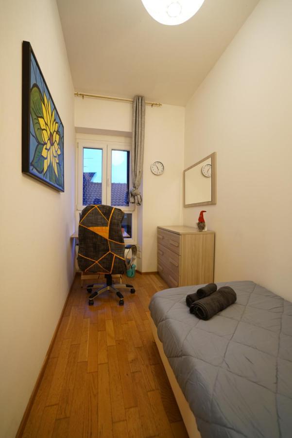 Appartement Fast Wifi E Netflix -- Centro Di Rho Vicino Stazione Extérieur photo