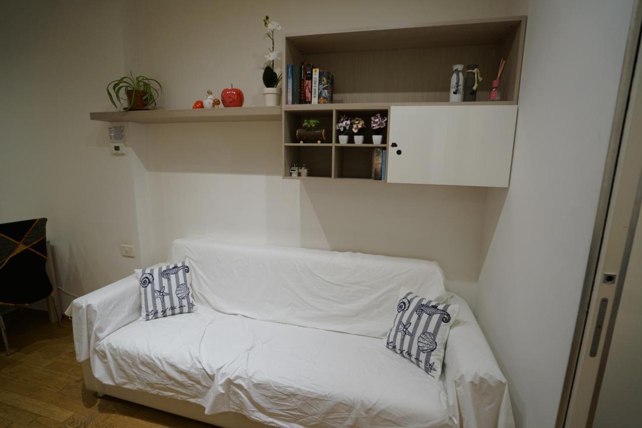 Appartement Fast Wifi E Netflix -- Centro Di Rho Vicino Stazione Extérieur photo